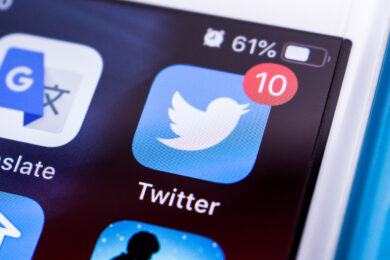 Twitter chiude: la svolta definitiva di Elon Musk