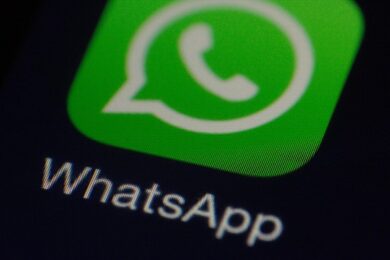 WhatsApp cambia i messaggi effimeri: la cancellazione scatterà dopo la lettura