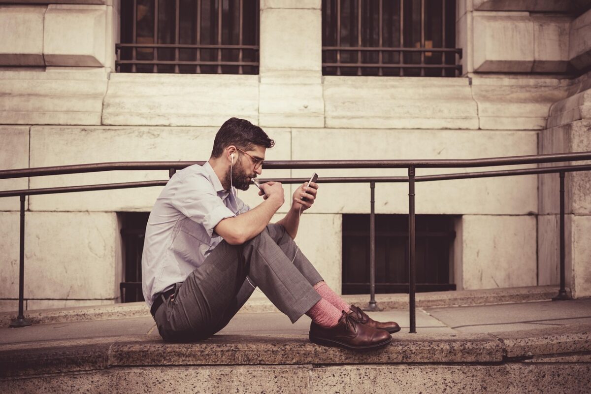 YouTube punta sempre più sulla socialità: arriva la messaggistica integrata nell’app YouTube punta sempre più sulla socialità: arriva la messaggistica integrata nell’app
