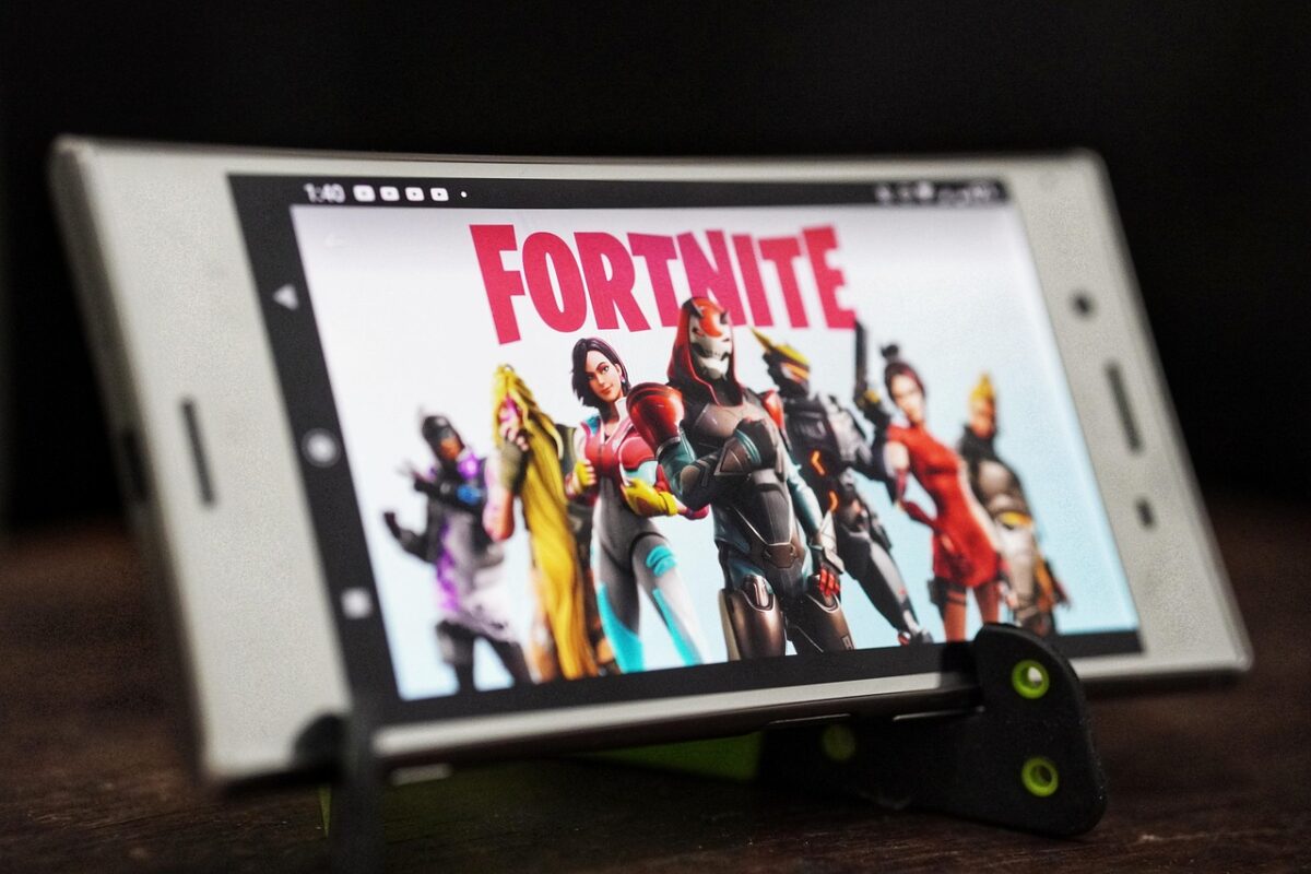Google Play si apre: via libera agli store Android terze parti