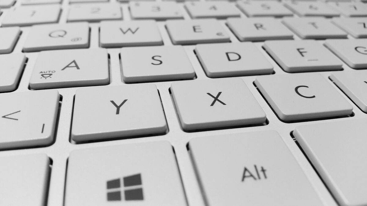 Claude Cowork sbarca su web e dispositivi mobili: la nuova era dell’automazione in cloud Claude Cowork sbarca su web e dispositivi mobili: la nuova era dell’automazione in cloud