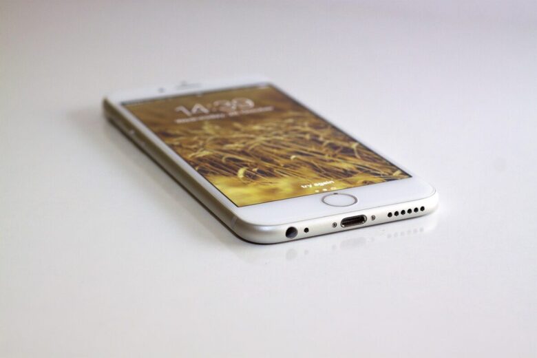 Stavi aspettando di comprare un vecchio iPhone a meno? La mossa di Apple spiazza tutti